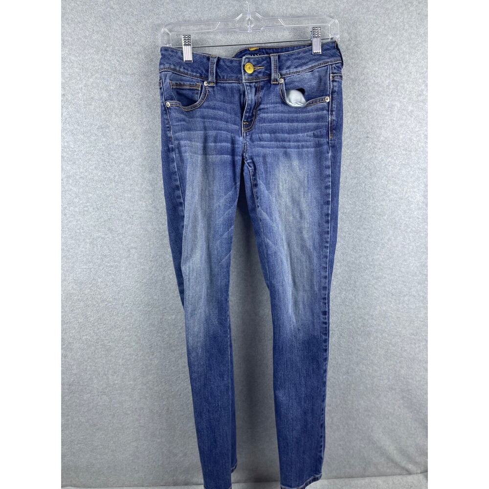 American Eagle Jeans Women's 4 Blue Distressed Kick Boot Cut Embroidered‎ Cowboy